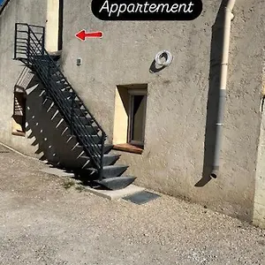 Appartement Spacieux 2 A 3 Personnes Avec Parking Au Pied Du Ventoux Km Zero, Bédoin